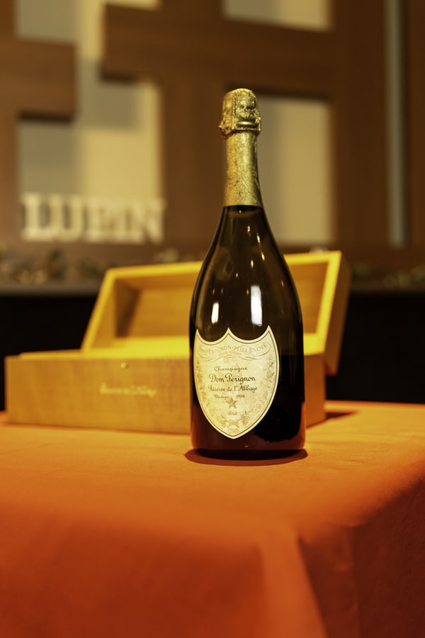 竹ノ塚で一番の老舗キャバクラ高級店ルパン乃小屋にある名酒