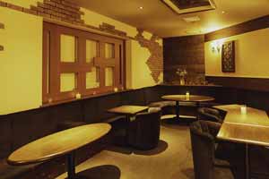 竹ノ塚で一番の老舗キャバクラ高級店ルパン乃小屋の店内MAP5